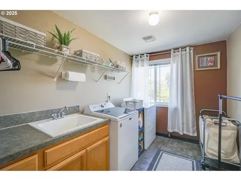 8627 NE 90th Avenue Vancouver WA 98662