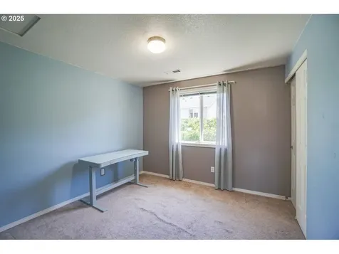 8627 NE 90th Avenue Vancouver WA 98662