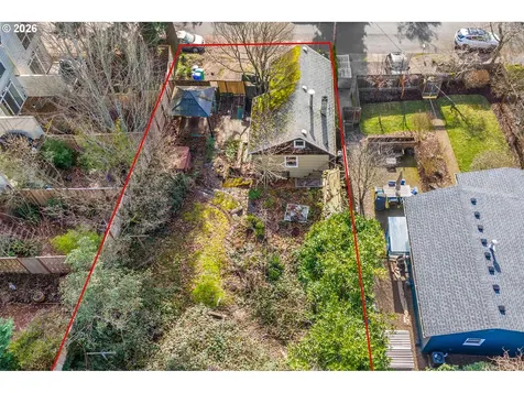 1822 SW Carolina Street Portland OR 97239