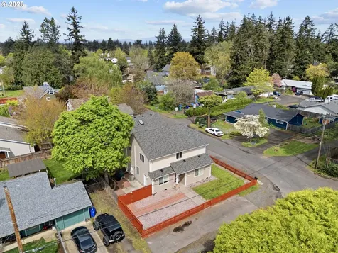 17065 SE Brooklyn Street Portland OR 97236