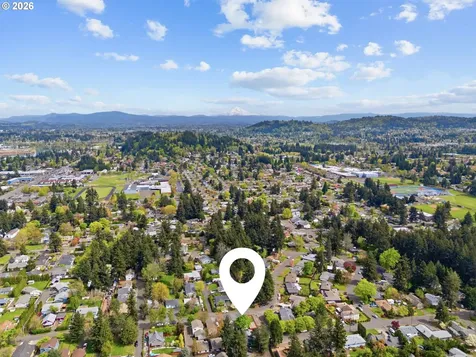 17065 SE Brooklyn Street Portland OR 97236