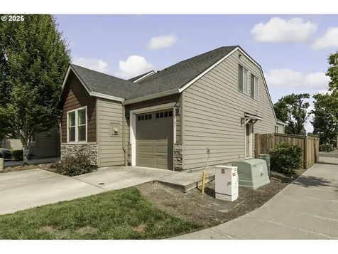 2707 NE 131st Court Vancouver WA 98684
