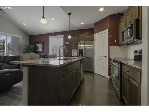 2707 NE 131st Court Vancouver WA 98684