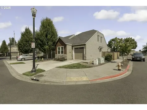 2707 NE 131st Court Vancouver WA 98684