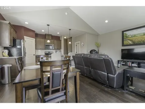 2707 NE 131st Court Vancouver WA 98684