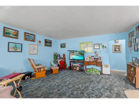 1658 NE Taylor Street Roseburg OR 97470