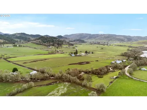 383 Brumbach Road Roseburg OR 97470