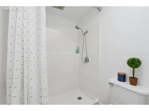 2211 SW 1st Avenue Portland OR 97201