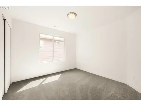 9607 N Pier Park Place Portland OR 97203