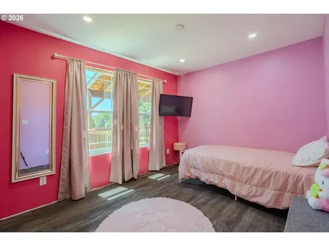 3266 G Street Washougal WA 98671