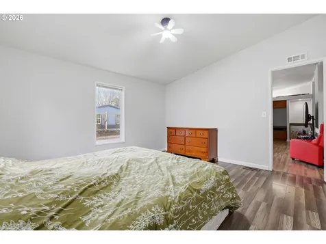 655 NE Burnett Road Mcminnville OR 97128