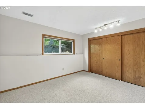 7160 SW Gable Park Road Portland OR 97225