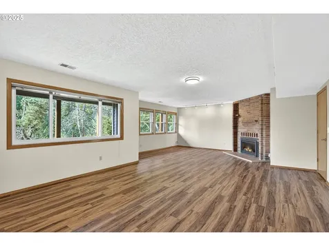 7160 SW Gable Park Road Portland OR 97225