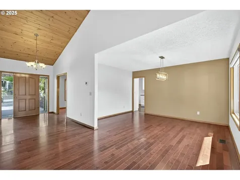 7160 SW Gable Park Road Portland OR 97225