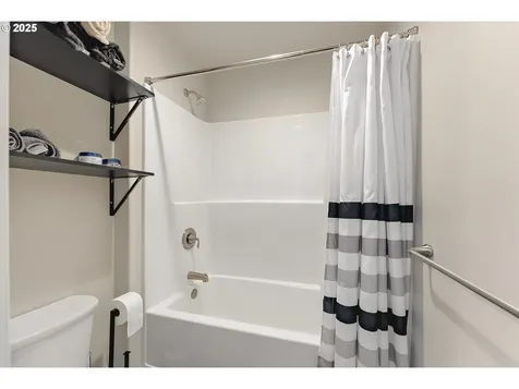 395 Brady Lane Roseburg OR 97471