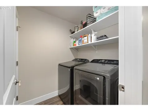 395 Brady Lane Roseburg OR 97471