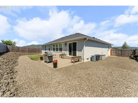 395 Brady Lane Roseburg OR 97471