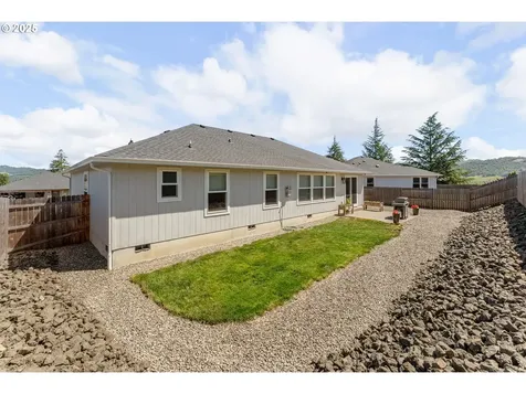 395 Brady Lane Roseburg OR 97471