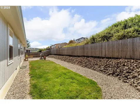 395 Brady Lane Roseburg OR 97471