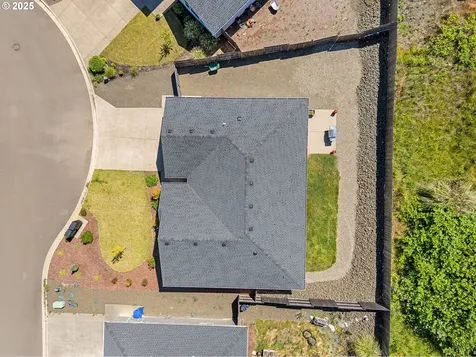 395 Brady Lane Roseburg OR 97471