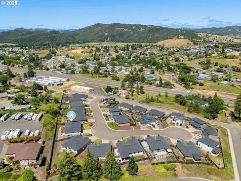 395 Brady Lane Roseburg OR 97471