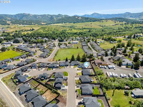 395 Brady Lane Roseburg OR 97471
