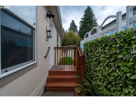 11520 SW Royal Villa Drive Tigard OR 97224