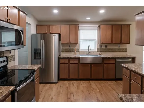 11520 SW Royal Villa Drive Tigard OR 97224