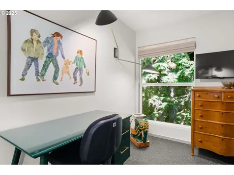 2417/2419 SW Montgomery Drive Portland OR 97201