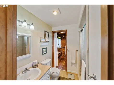 830 Signal Way Coos Bay OR 97420