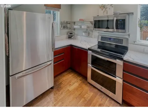602 NE Blair Road Washougal WA 98671