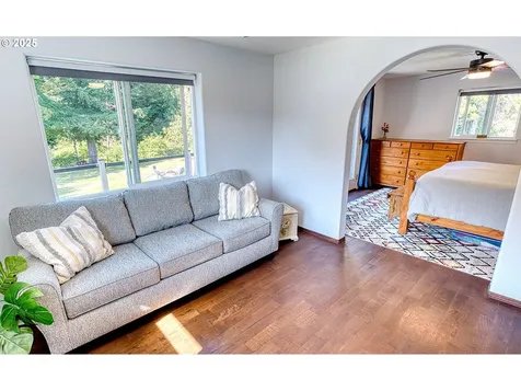 602 NE Blair Road Washougal WA 98671