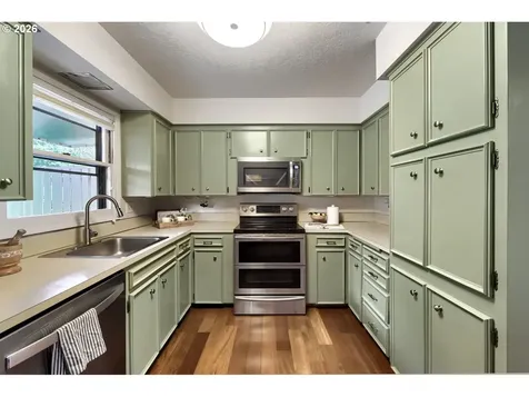 19785 NW Rock Creek Drive Portland OR 97229