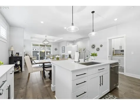 7575 SW Honor Loop Wilsonville OR 97070