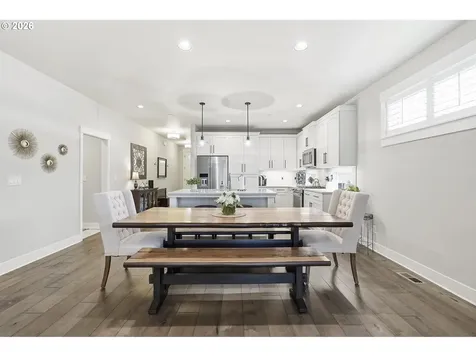 7575 SW Honor Loop Wilsonville OR 97070