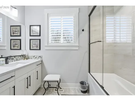 7575 SW Honor Loop Wilsonville OR 97070