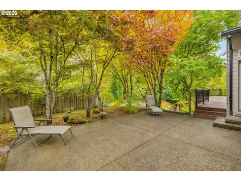 17454 Brookhurst Court Lake Oswego OR 97034