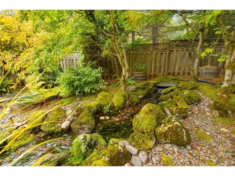 17454 Brookhurst Court Lake Oswego OR 97034