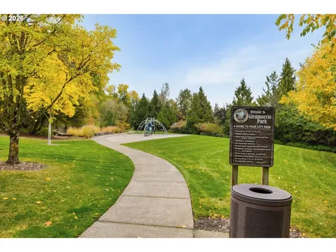 17454 Brookhurst Court Lake Oswego OR 97034
