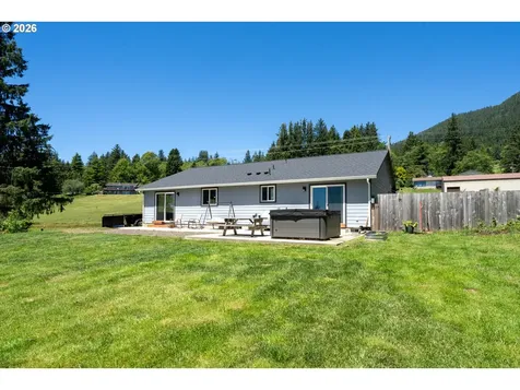 7785 Sollie Smith Road Tillamook OR 97141