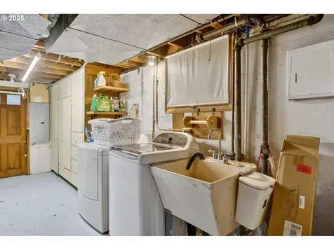 110 NE 130th Place Portland OR 97230