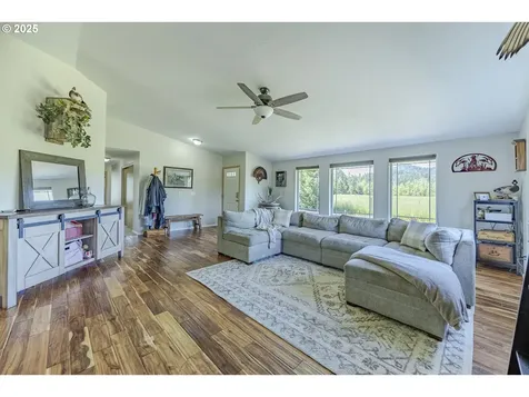 38924 Rogers Lane Dexter OR 97431