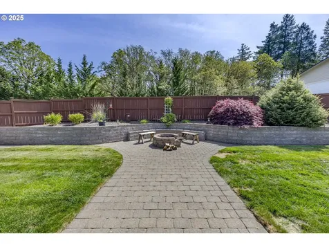 38924 Rogers Lane Dexter OR 97431