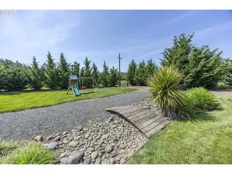 38924 Rogers Lane Dexter OR 97431