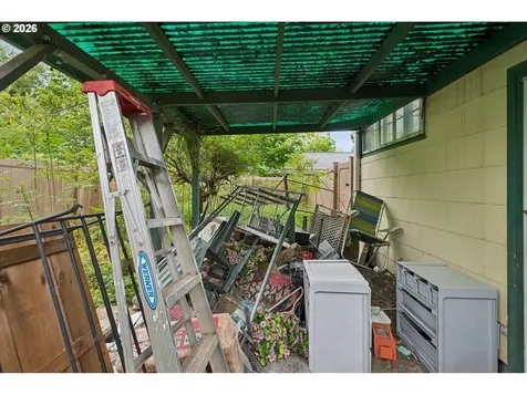 8521 SE Yamhill Street Portland OR 97216