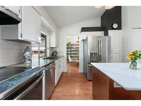 7225 SW Anne Street Beaverton OR 97008