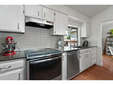 7225 SW Anne Street Beaverton OR 97008