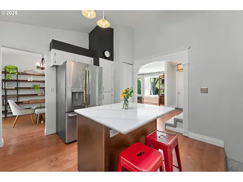 7225 SW Anne Street Beaverton OR 97008