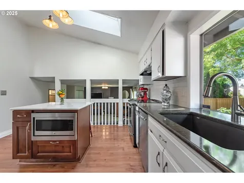 7225 SW Anne Street Beaverton OR 97008