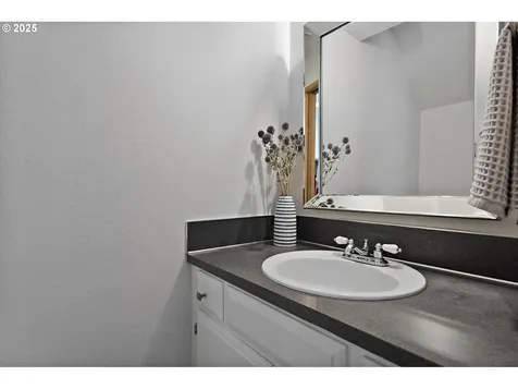 7225 SW Anne Street Beaverton OR 97008